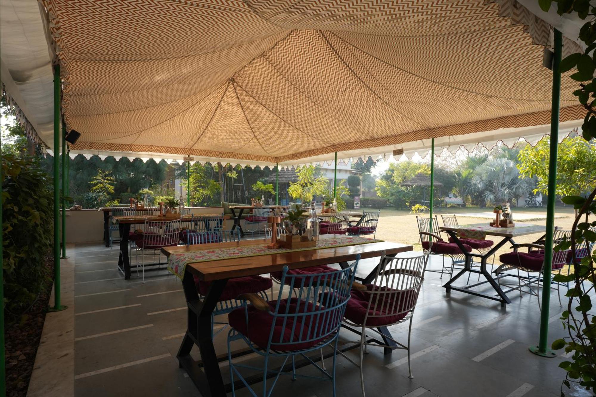 Astroport Sariska Treetop By Eight Continents Tehla Exteriér fotografie